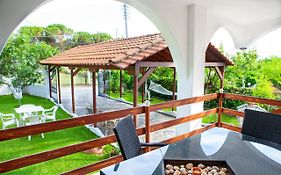 Kali Beach House